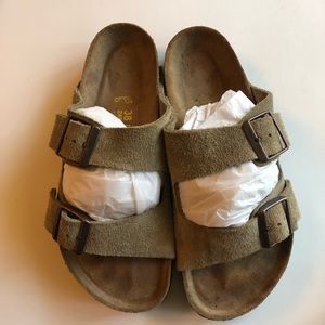 ECU! BIRKENSTOCK sz38 tan